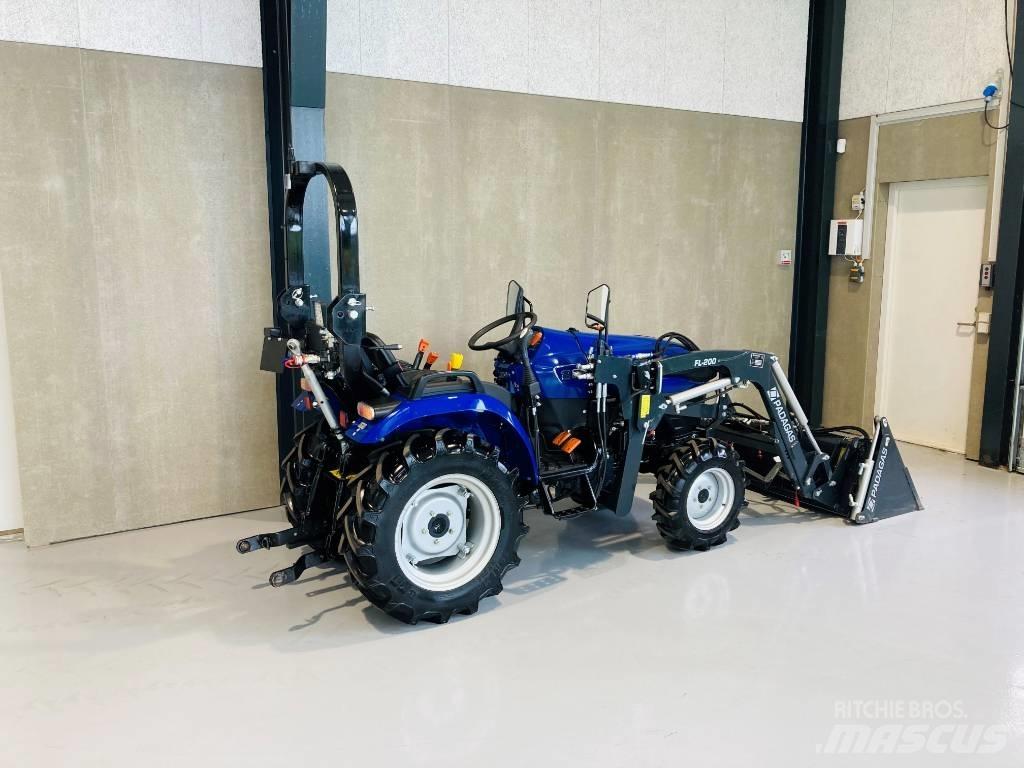 Farmtrac 26 H 4WD Traktoren