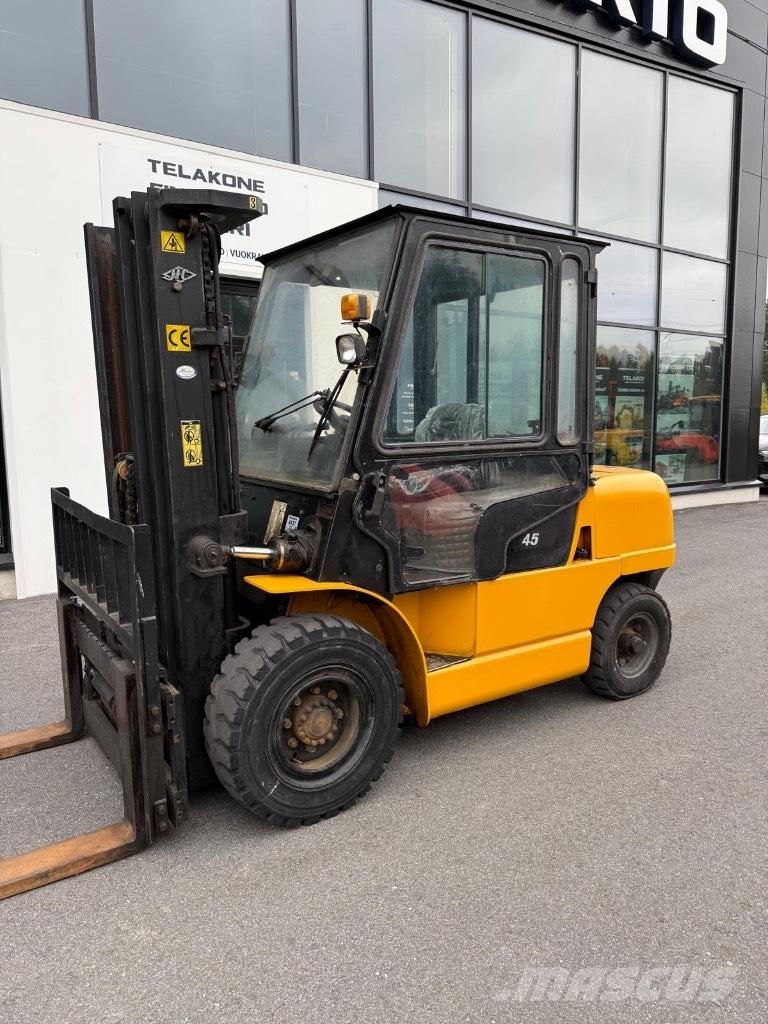 Hangcha CPCD45HW19 Dieselstapler