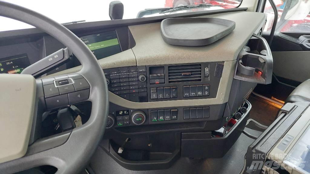 Volvo FH13 500 6x2 Kühlkoffer