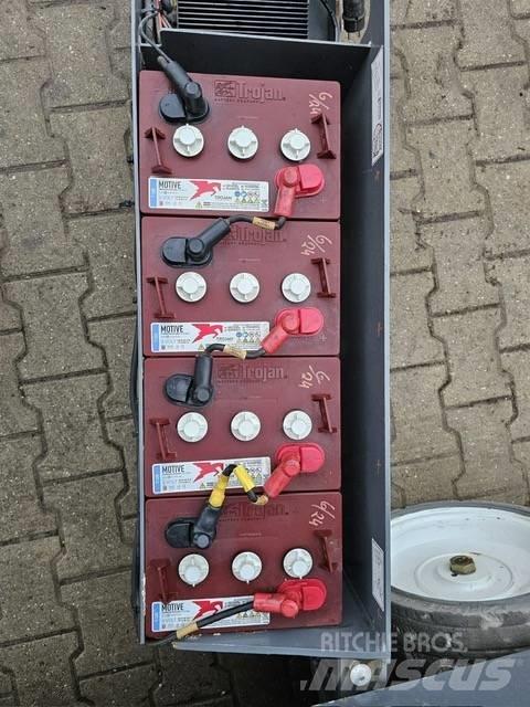 SkyJack SJ III 4632 Scheren-Arbeitsbühnen