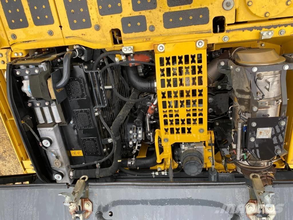 Komatsu PC 240 LC Long Reach Bagger