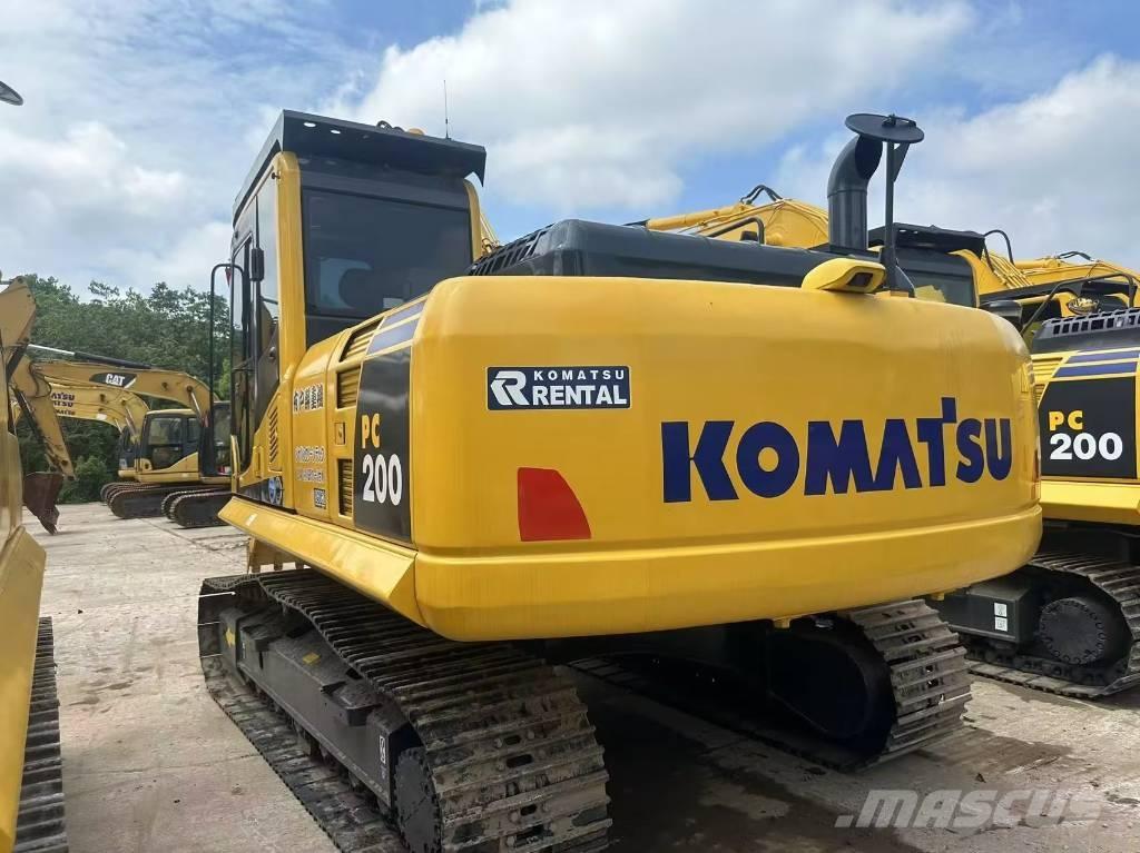 Komatsu PC 200 8N Raupenbagger