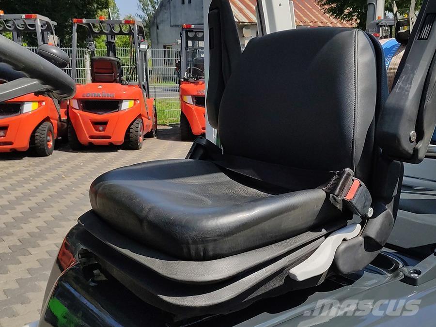 Nissan U1D2A25LH Gasstapler