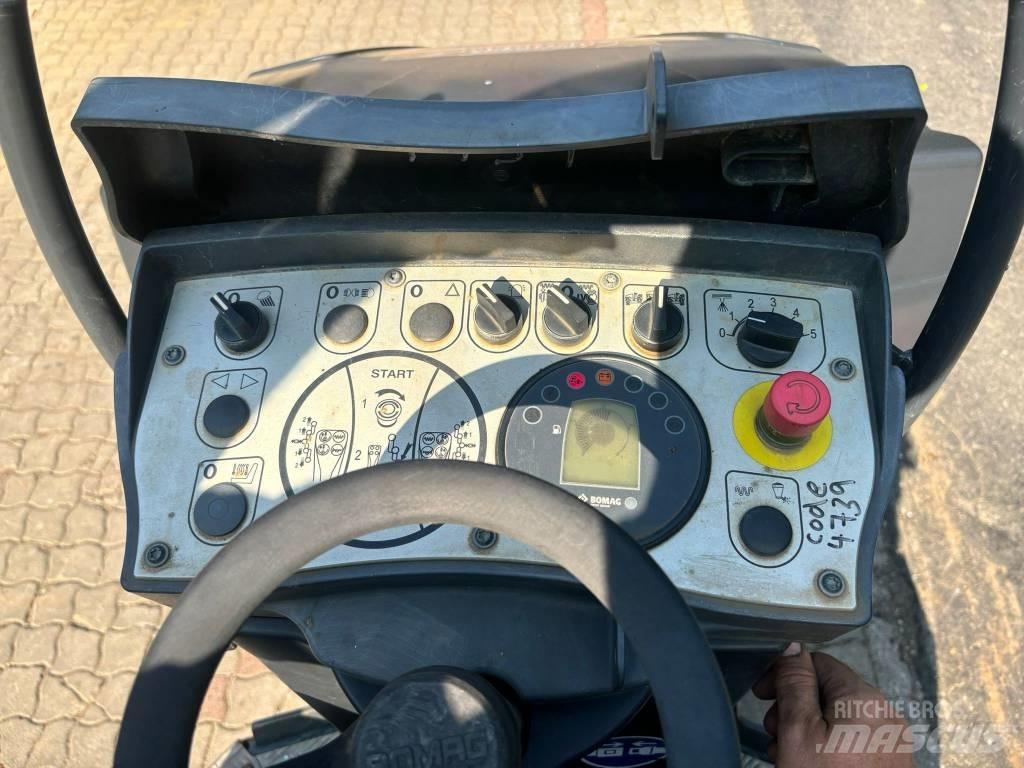 Bomag BW 120 AD-5 Tandemwalzen