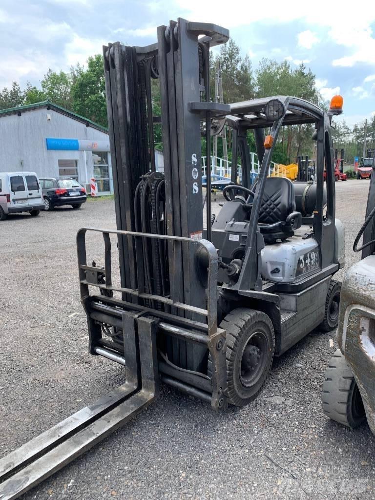 Nissan U1D2A25PQ Gasstapler