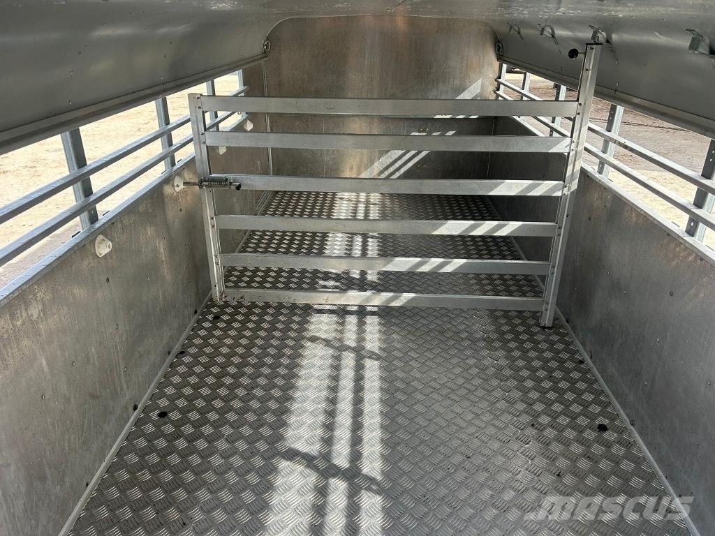 Ifor Williams TA 510 Viehtransportanhänger