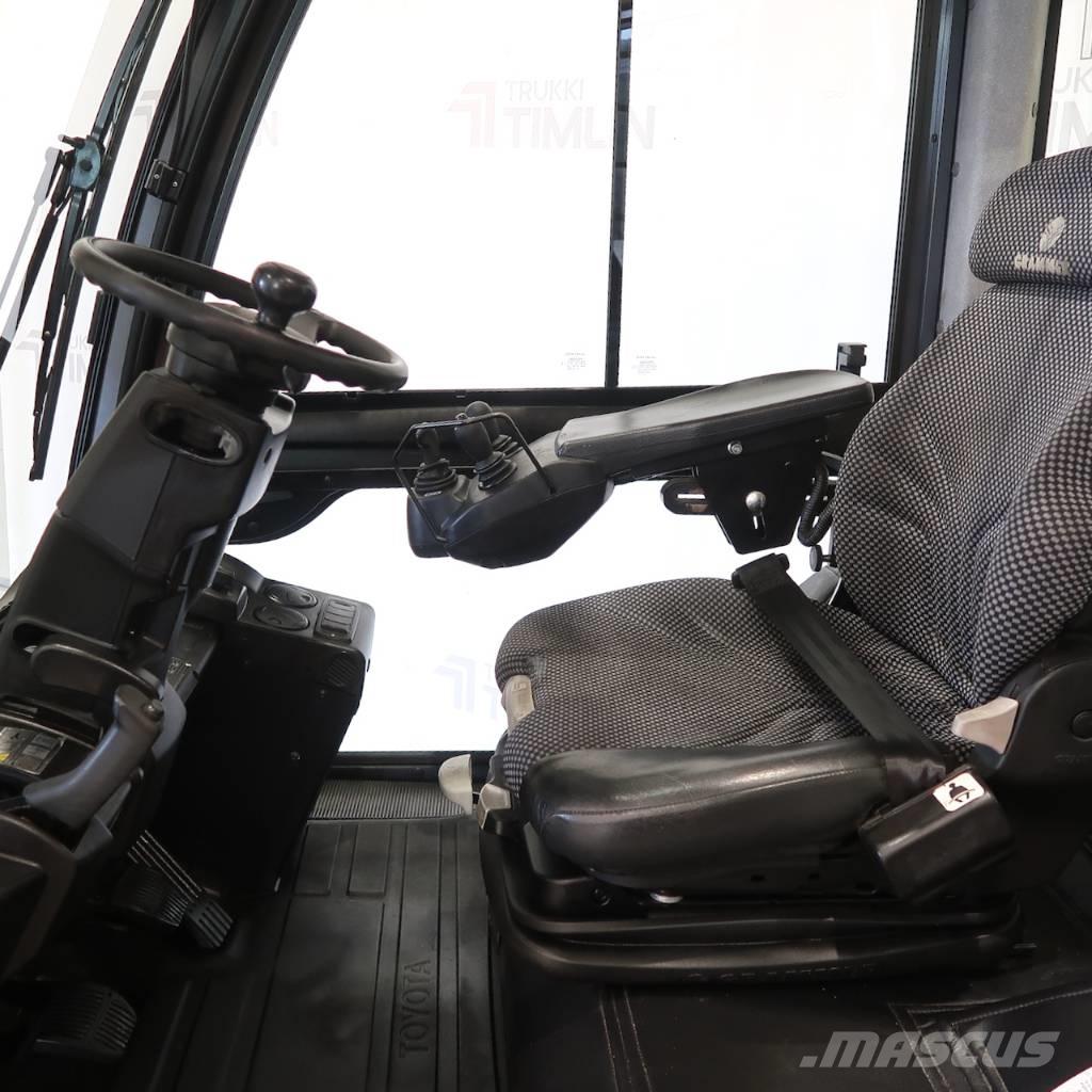 Toyota 8FD35N Gasstapler