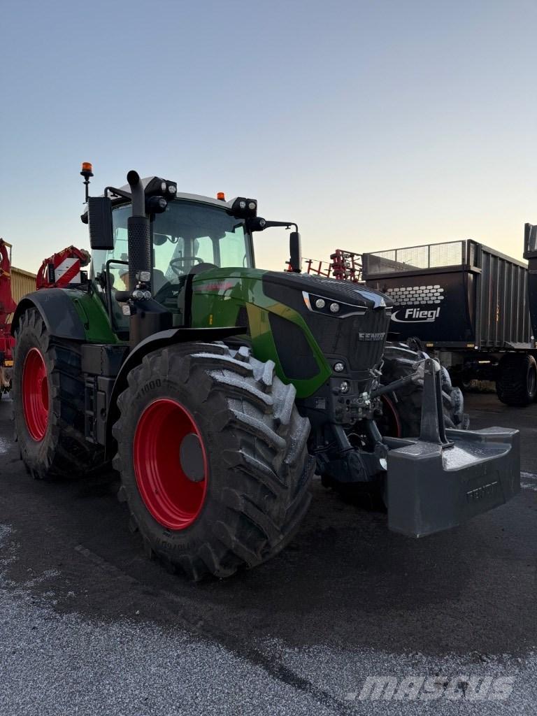 Fendt 933 Vario Traktoren