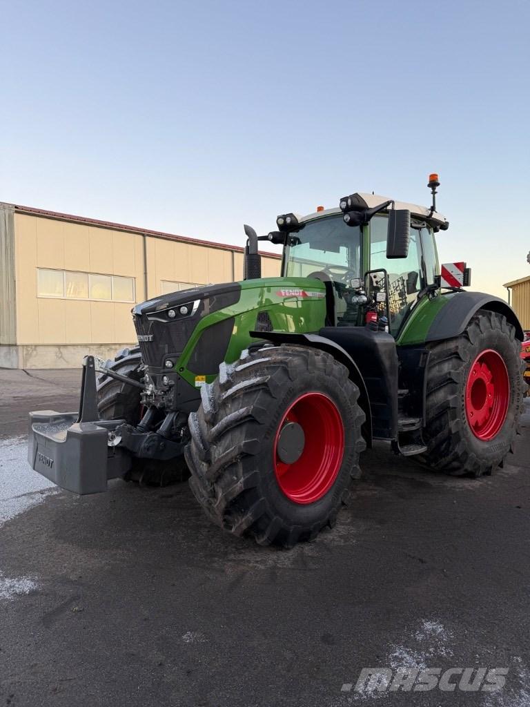 Fendt 933 Vario Traktoren