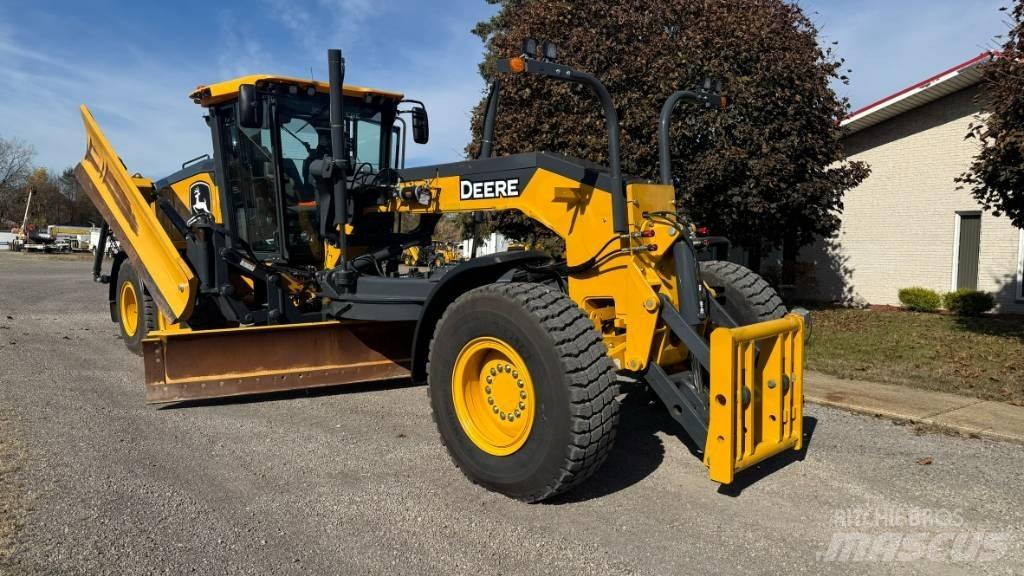 John Deere 872 GP Grader
