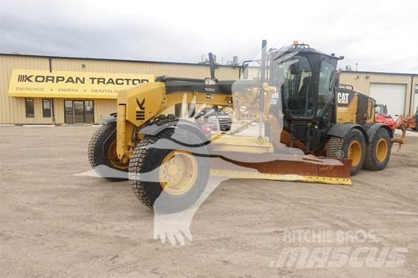 CAT 140M Grader