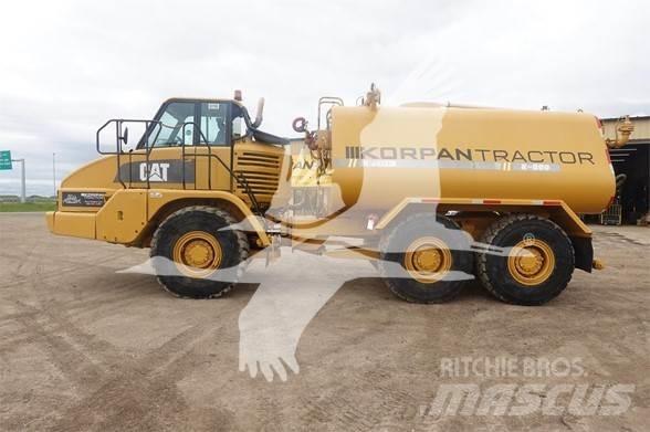 CAT 730 Wassertanker