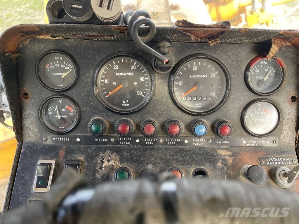 Lokomo AH 172 Grader