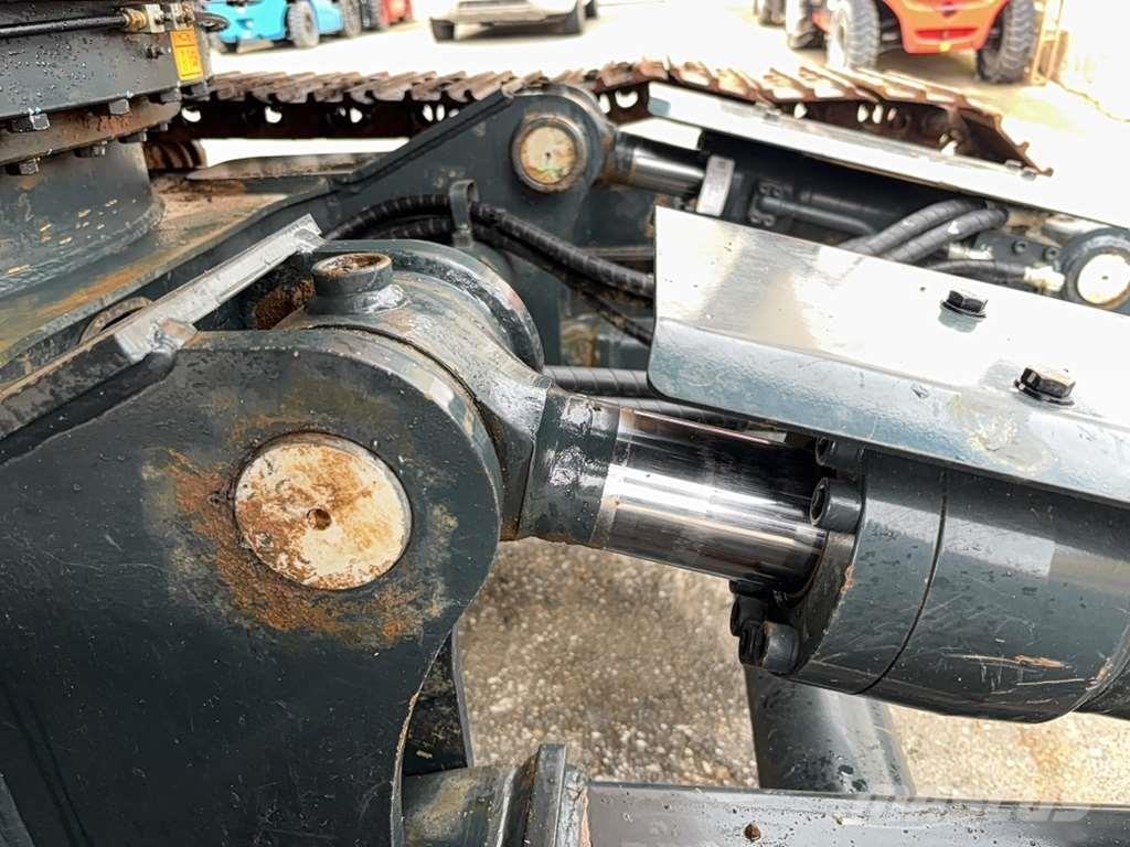 Hyundai HC130ALCR Spezialbagger