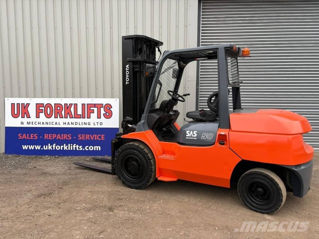 Toyota 7 FDA 50 Dieselstapler