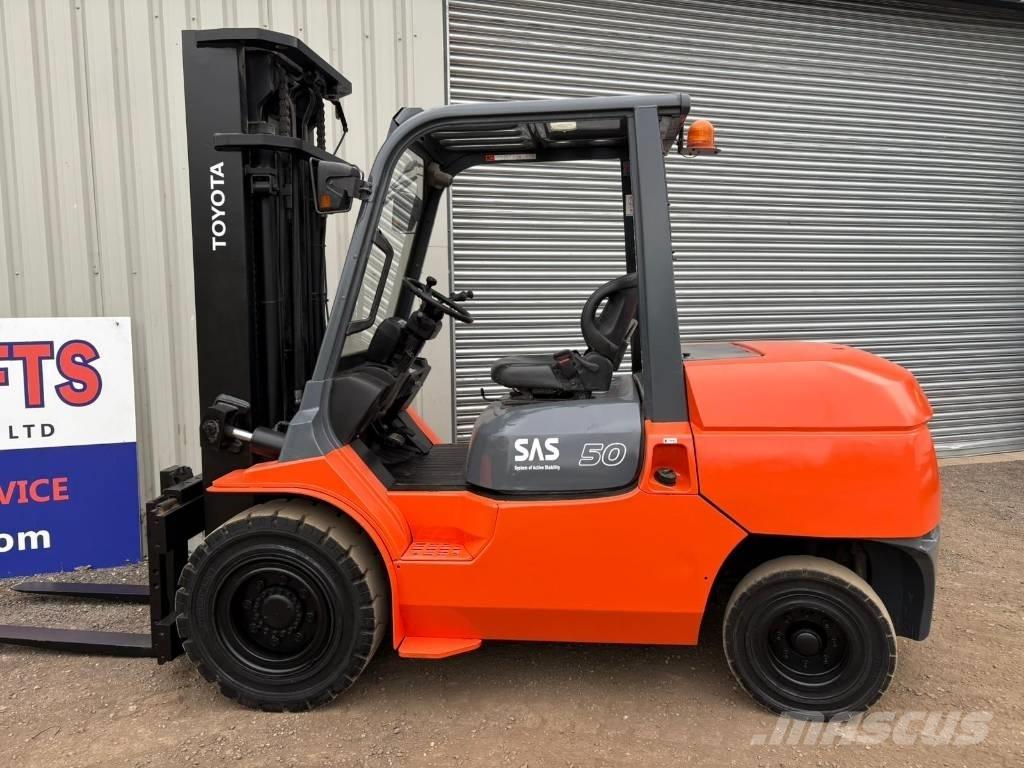 Toyota 7 FDA 50 Dieselstapler