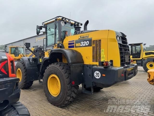 Komatsu WA 320 Radlader