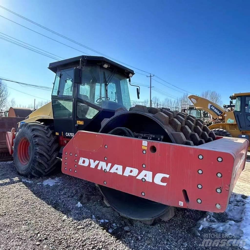 Dynapack CA702 Walzenzüge