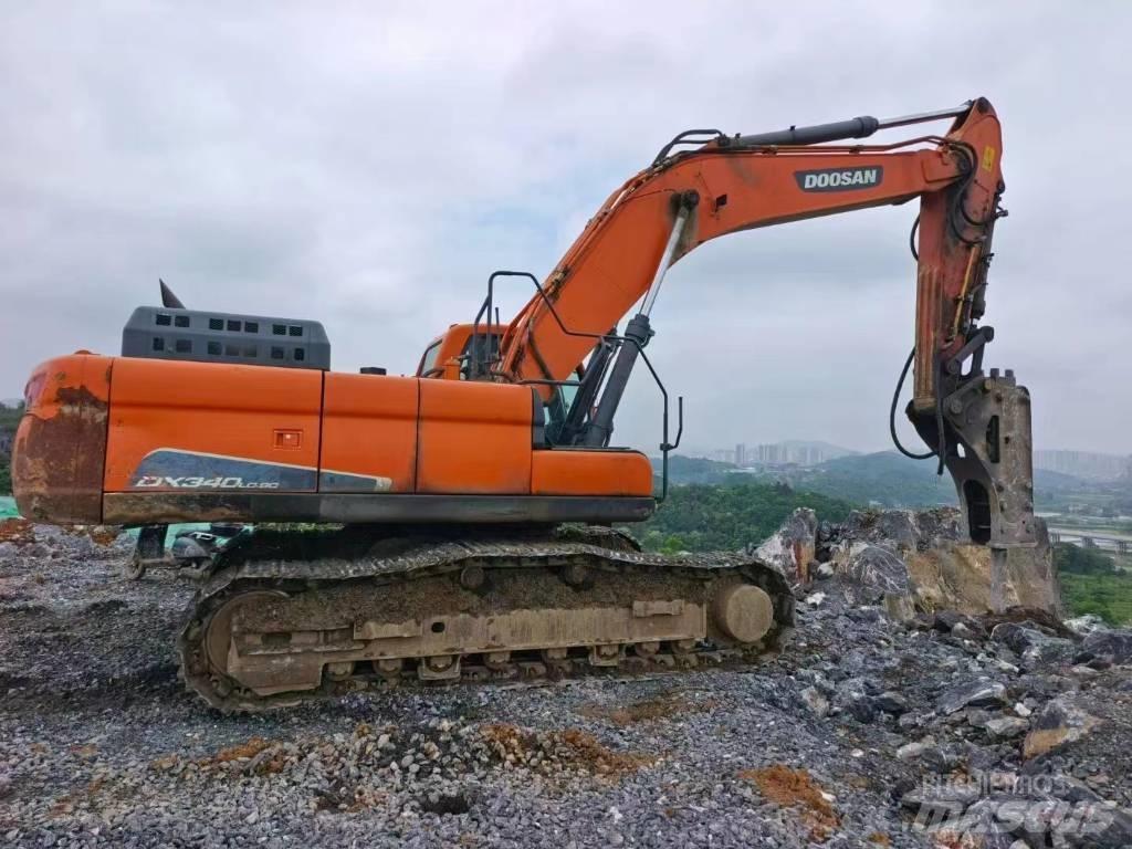 Doosan DX 340 LC-9C Raupenbagger