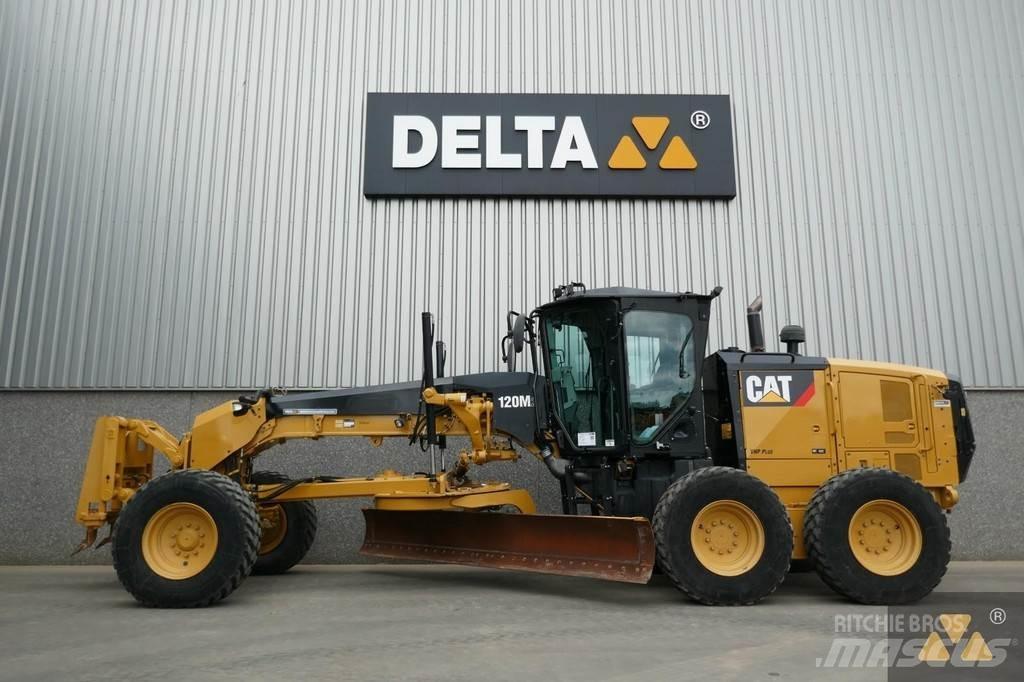 CAT 120M2 Grader