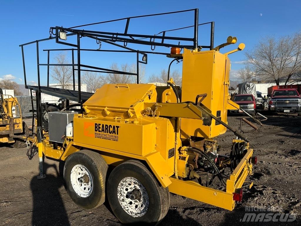 Etnyre Bearcat 250D Bitumen Sprayer