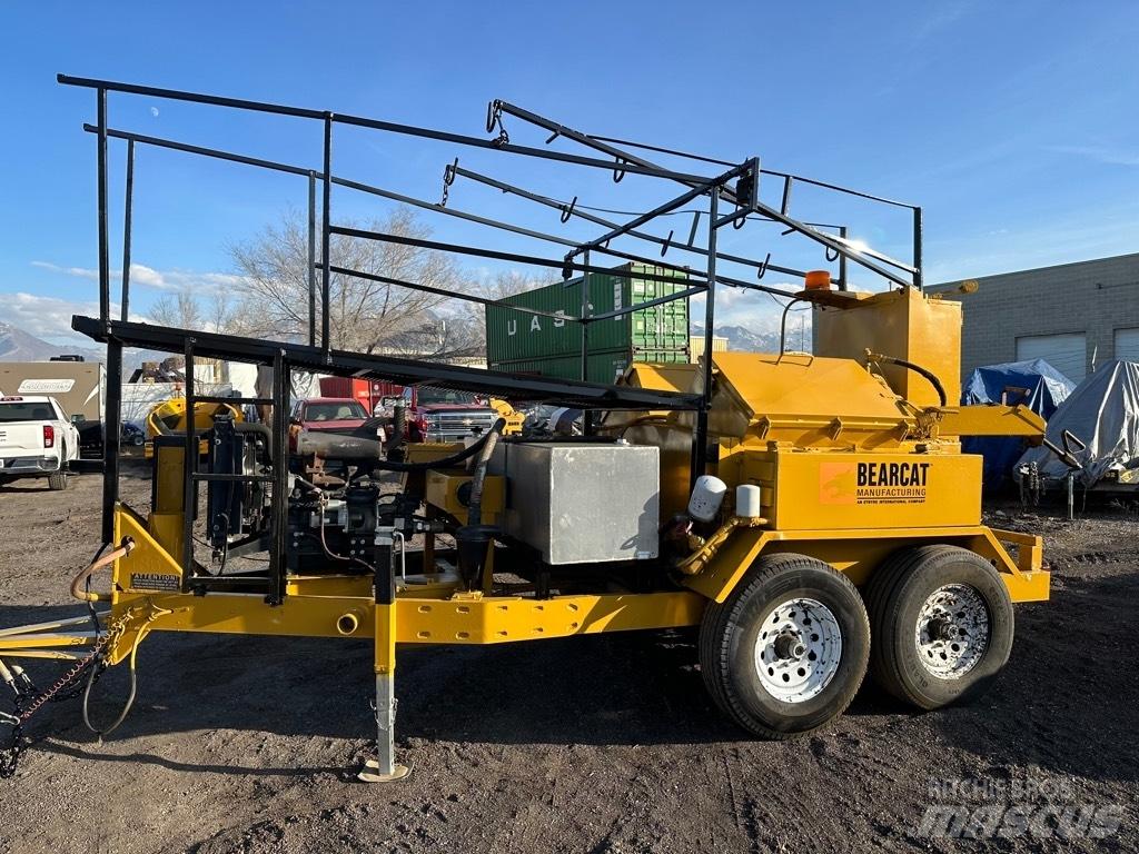 Etnyre Bearcat 250D Bitumen Sprayer