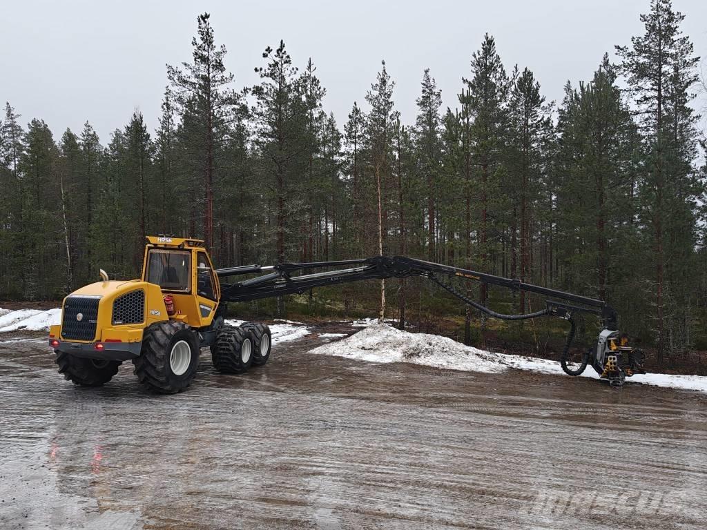 Sampo-Rosenlew HR56 Harvester