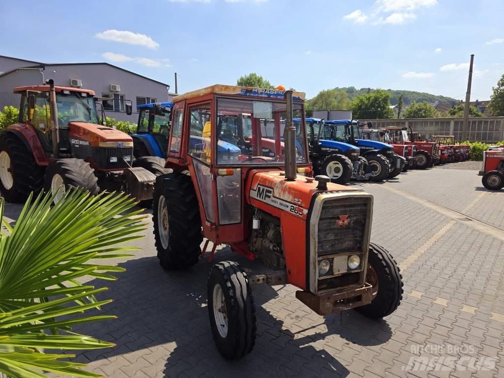 Massey Ferguson 265 Traktoren