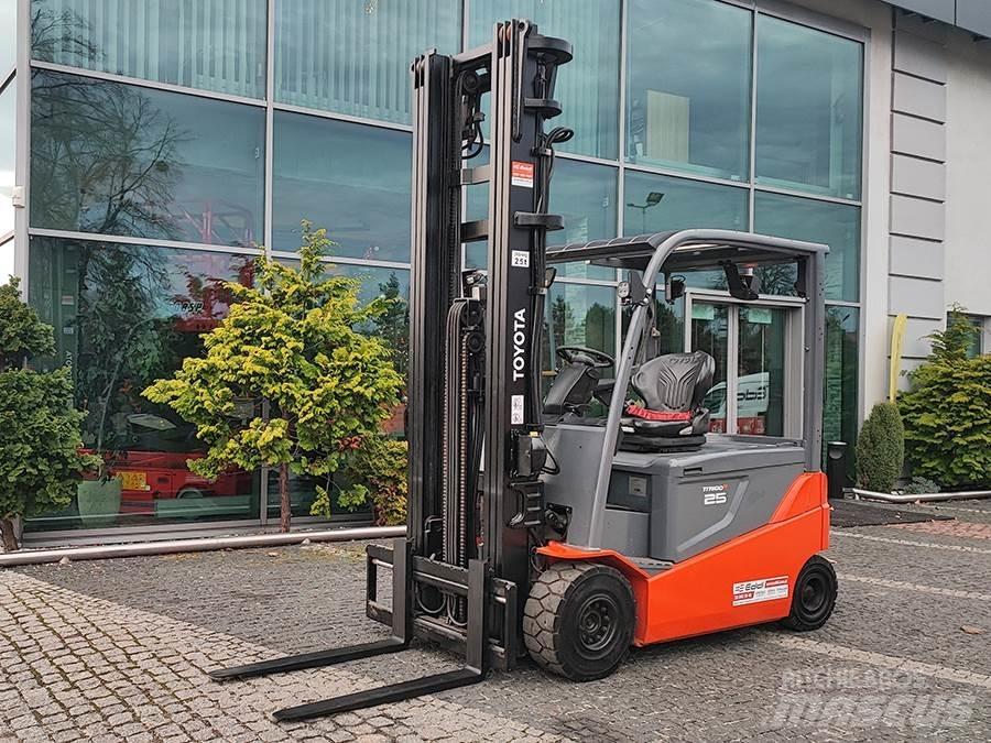 Toyota 8FBMT25 Elektrostapler