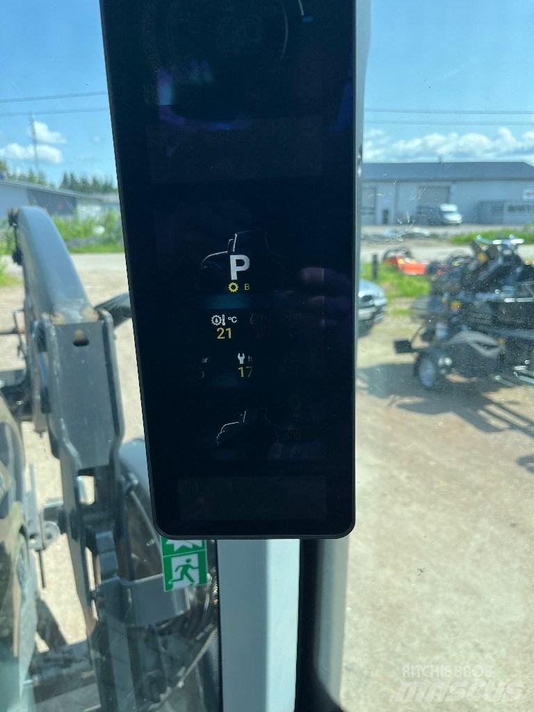 Valtra T 145 Traktoren