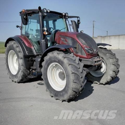 Valtra N 174 Traktoren