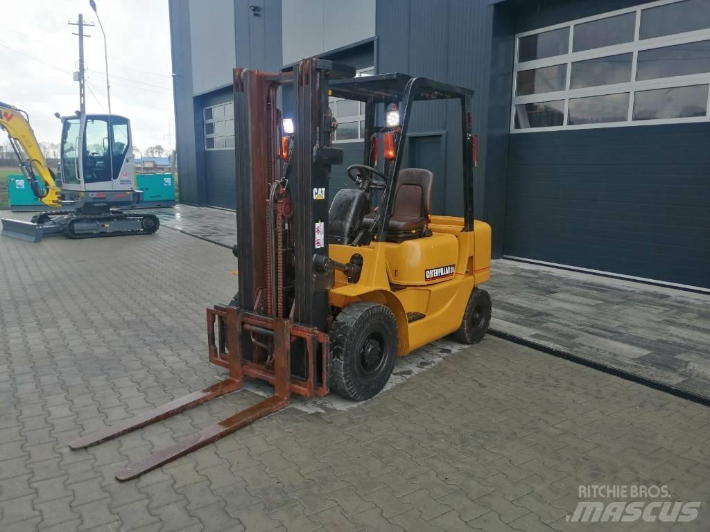 CAT DP 25 K Dieselstapler