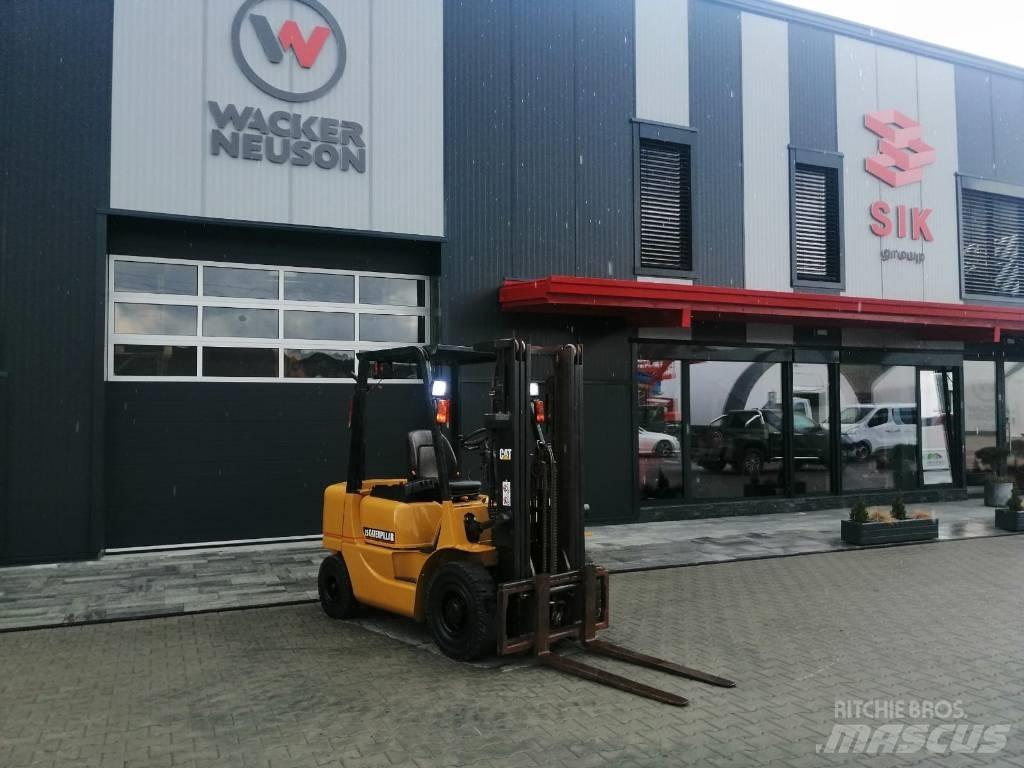 CAT DP 25 K Dieselstapler