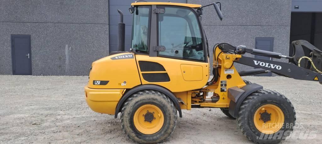 Volvo L 25 F Radlader