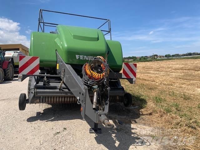 Fendt 1290 S XD Quaderpressen