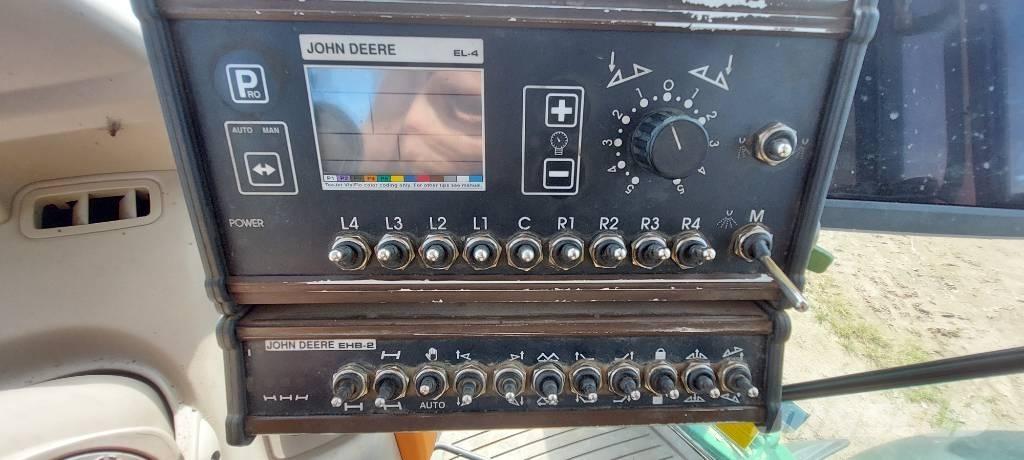 John Deere 840 i Anhängespritzen