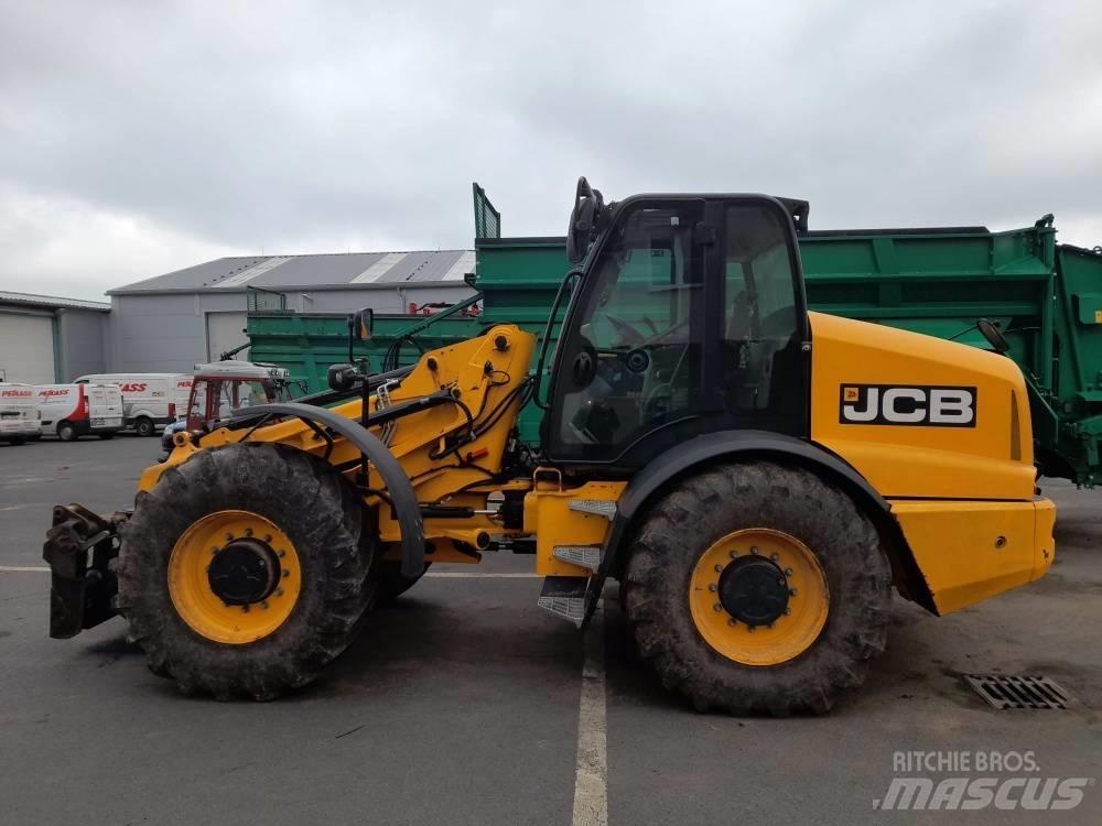 JCB TM 420 Teleskoplader für Landwirtschaft