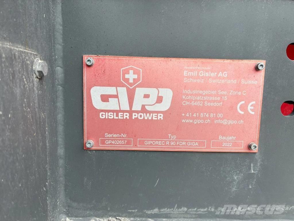 GIPO P90 GIGA Sieb- und Brechanlagen