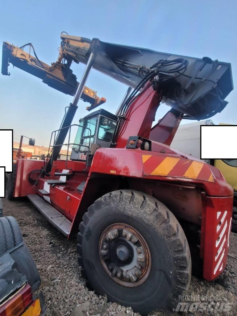 Kalmar DRF 450-60 S5 Reach-Stacker