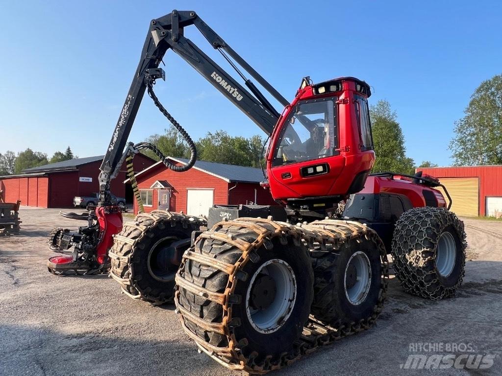 Komatsu 951 Harvester