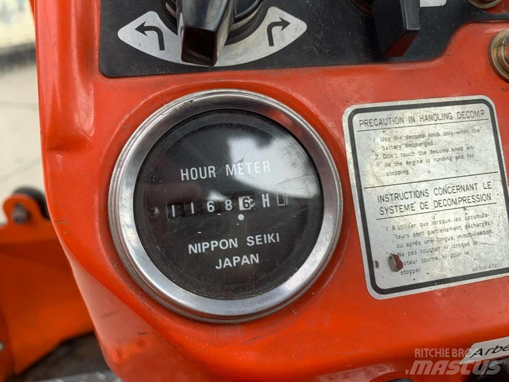 Kubota B 4200 Traktoren