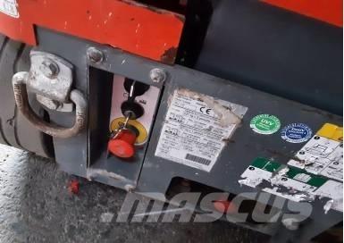 SkyJack SJ 12 Scheren-Arbeitsbühnen