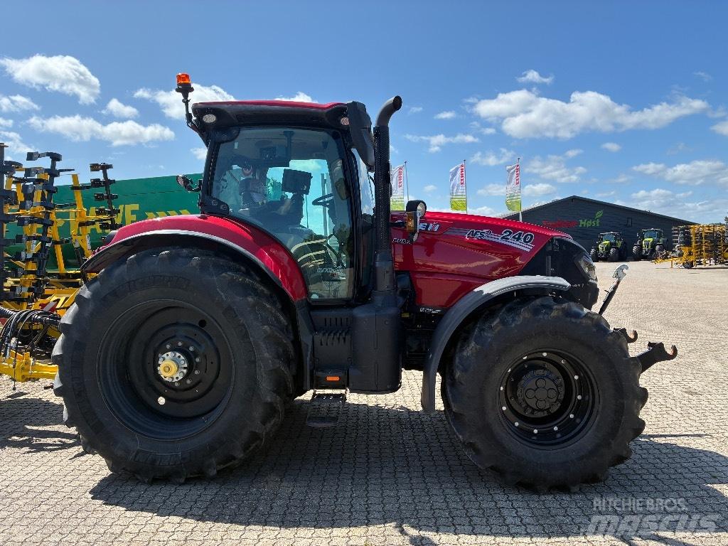 Case IH Puma 240 CVX Traktoren