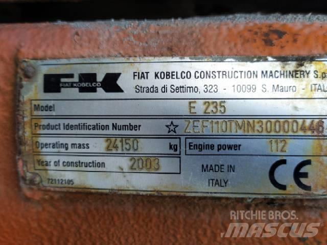 Fiat-Kobelco E 235 Raupenbagger