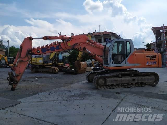 Fiat-Kobelco E 235 Raupenbagger