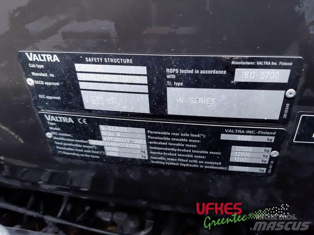 Valtra N134 Traktoren