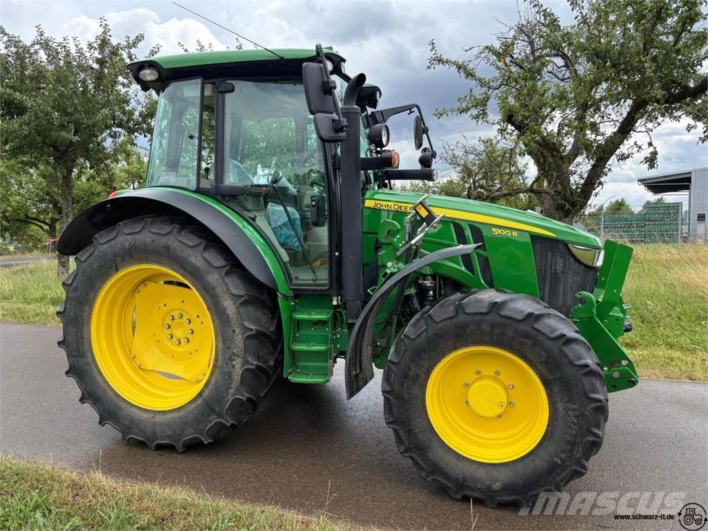 John Deere 5100R Traktoren