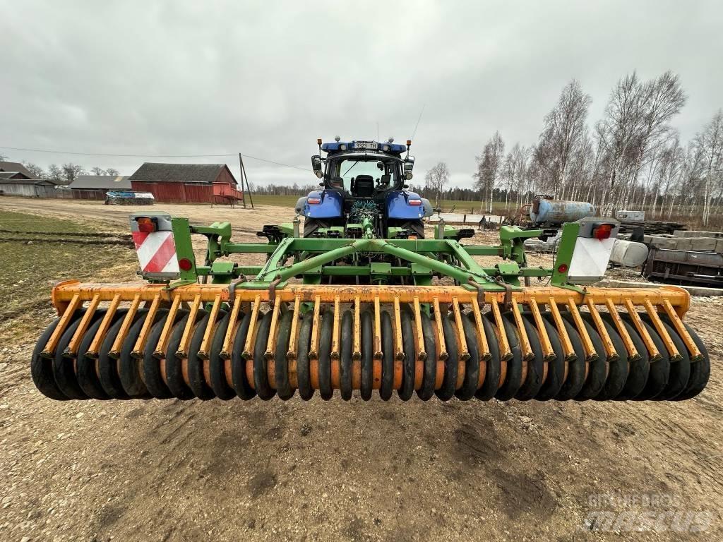 Amazone Cenius 4002 Meißelgrubber