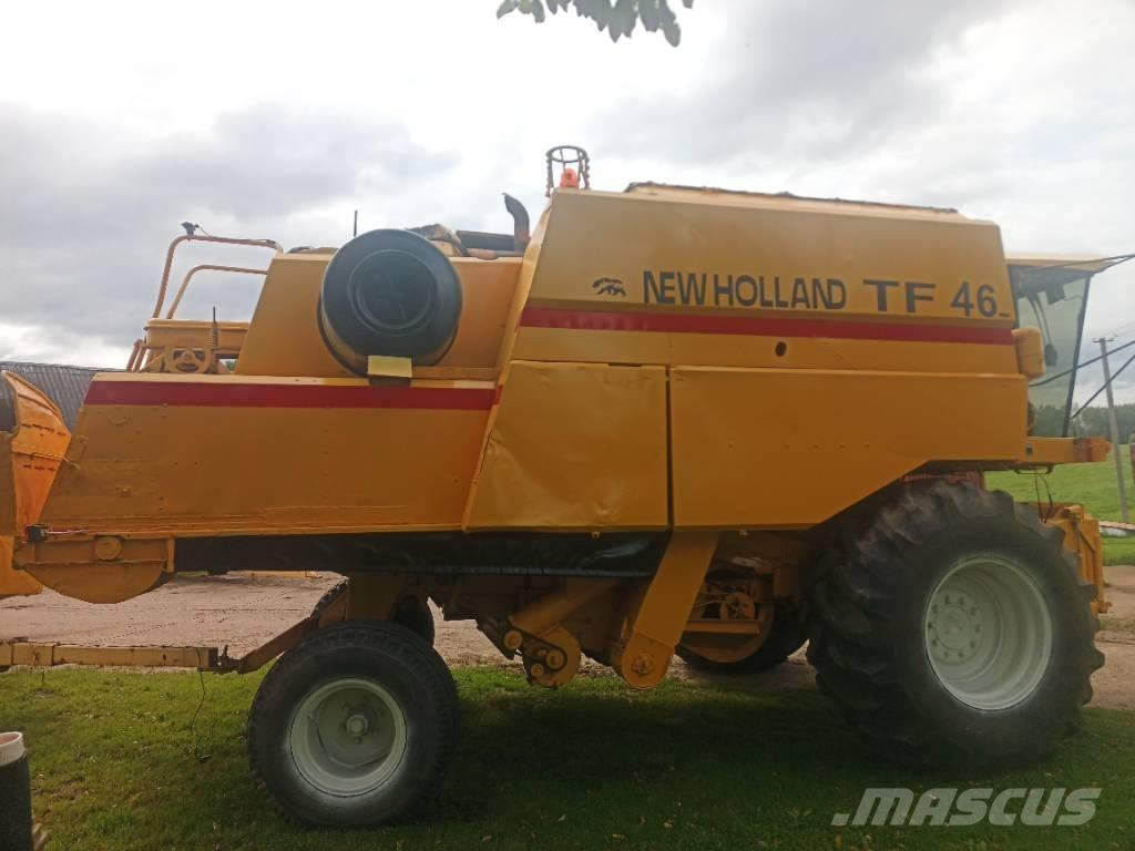 New Holland TF 46 Mähdrescher