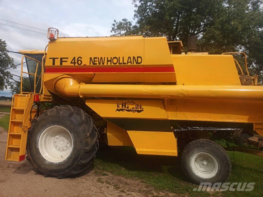 New Holland TF 46 Mähdrescher